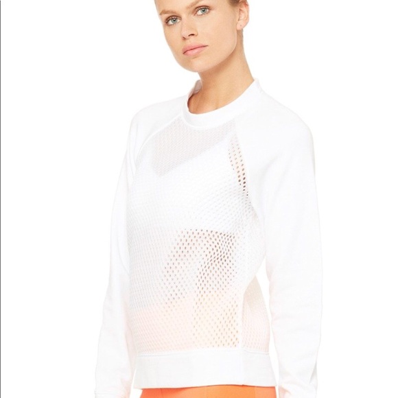 NWT ALO Yoga Elemental Long Sleeve perforated top - Picture 2 of 3